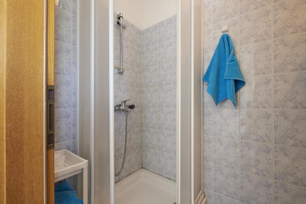 Apartments By The Sea Slatine, Ciovo - 15504 ภายนอก รูปภาพ